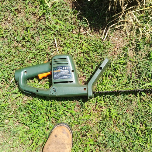 Corded electric hedge - corded,